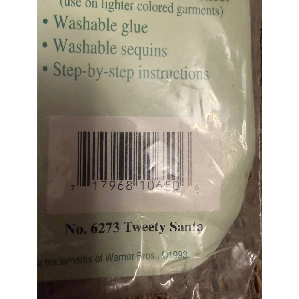Vintage 1993 Looney Tunes Tweety Bird Santa Sequin Iron On Kit Sulyn 6273 NEW